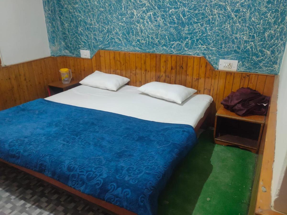 Roop Mountain Homestay Манали Экстерьер фото