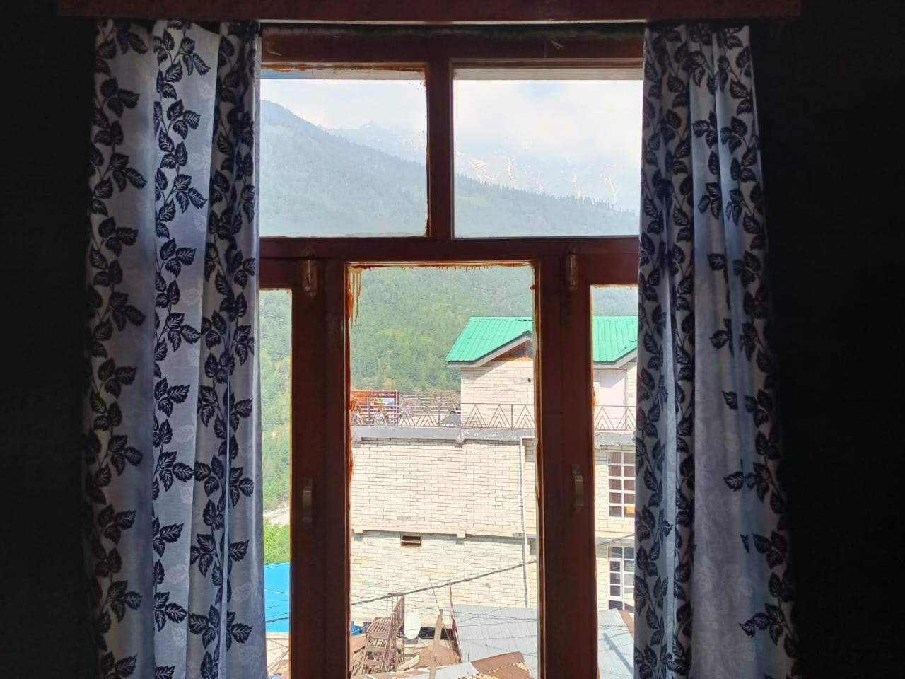 Roop Mountain Homestay Манали Экстерьер фото